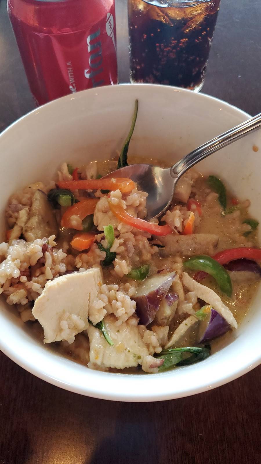 Thai House | restaurant | 2101 N 120th St, Omaha, NE 68164, USA | 4028844275 OR +1 402-884-4275