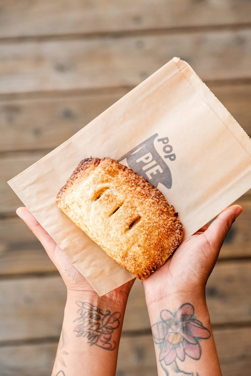 Pop Pie Co. Costa Mesa | restaurant | 270 E 17th St #17, Costa Mesa, CA 92627, USA | 9495243015 OR +1 949-524-3015