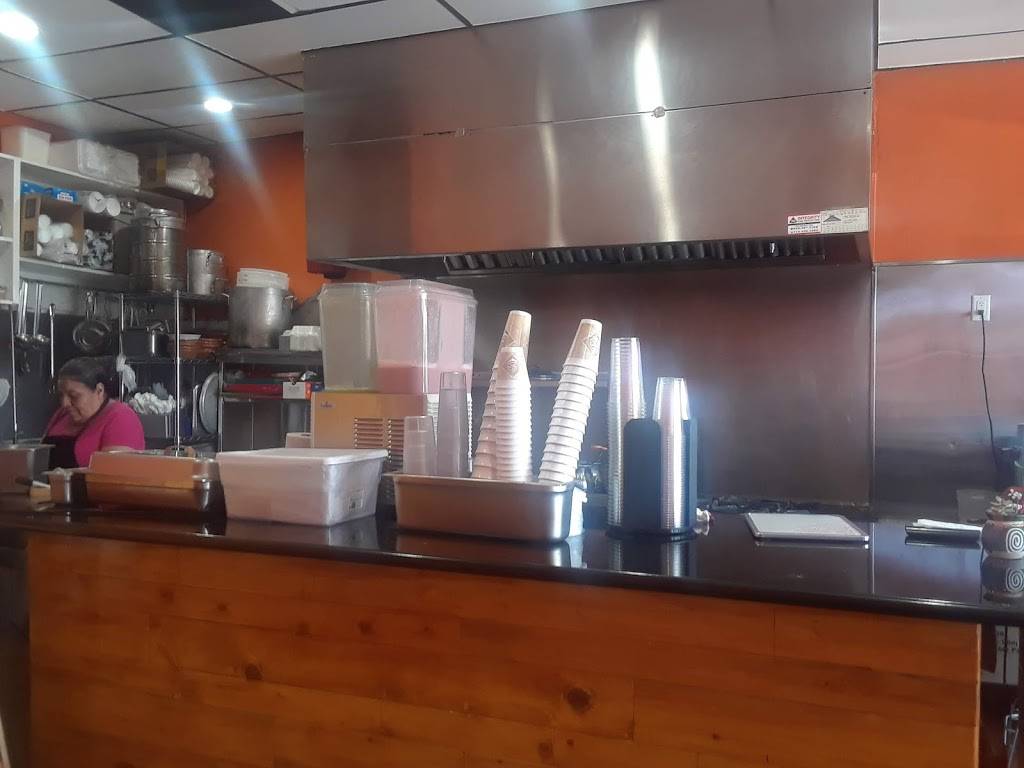 Tamales Alberto 2 | restaurant | 1378 Sunset Blvd, Los Angeles, CA 90026, USA | 2135720107 OR +1 213-572-0107