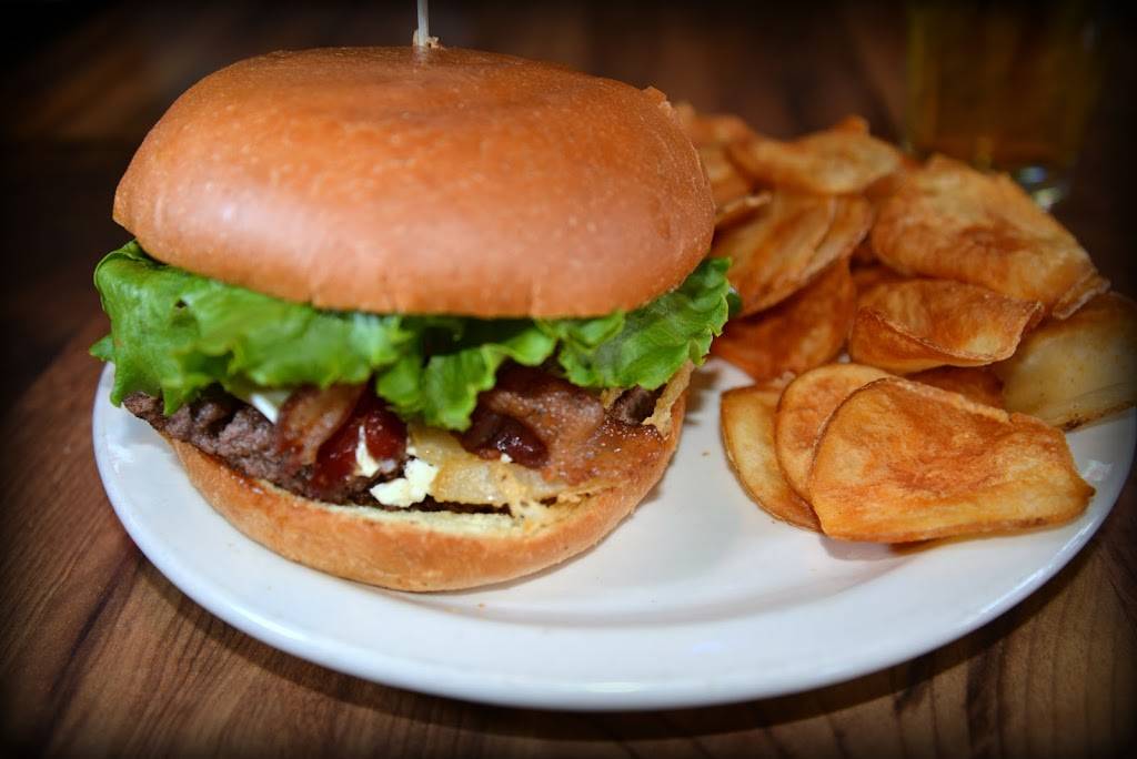 Lake Alice Trading Co | restaurant | 3616 University Ave, Riverside, CA 92501, USA | 9516867343 OR +1 951-686-7343