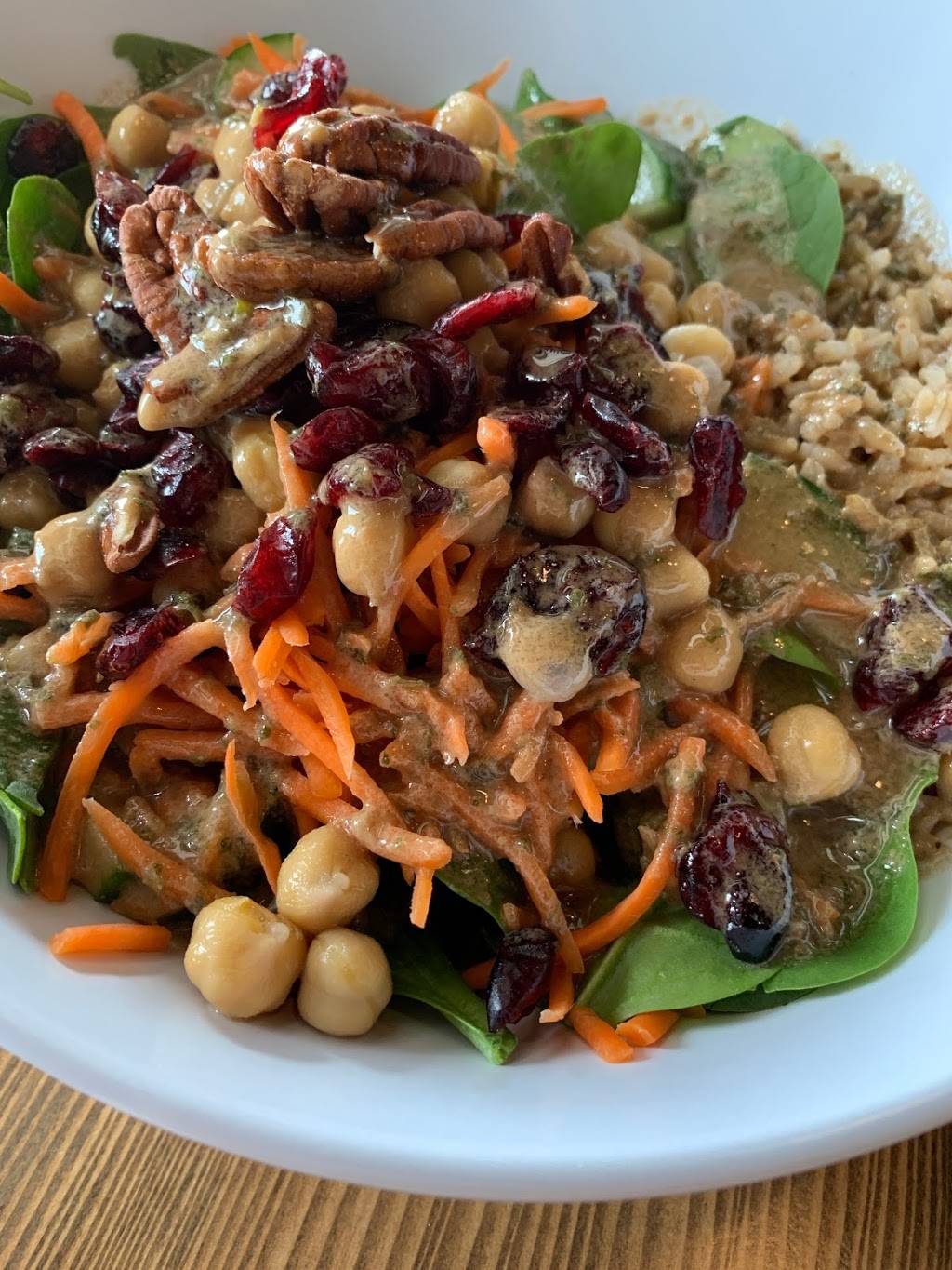 Chopped Leaf | restaurant | 840 Main Street East BD04, Milton, ON L9T 0J4, Canada | 9058751171 OR +1 905-875-1171