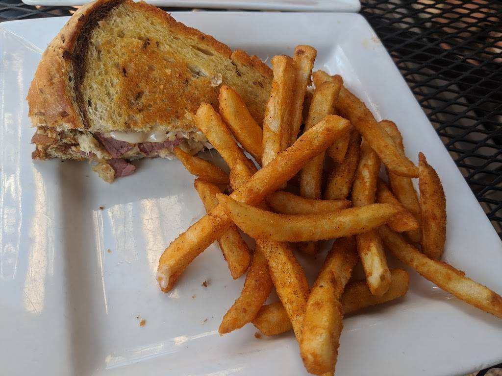 Michaels Café & Catering | restaurant | 1620 Main St, Columbia, SC 29201, USA | 8037262233 OR +1 803-726-2233