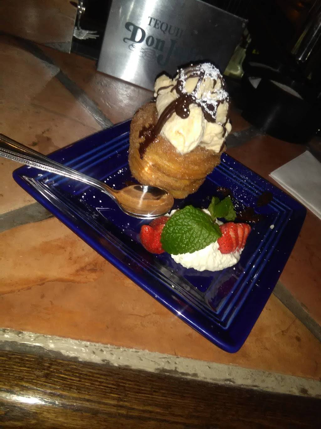 TeKila | restaurant | 13817 Ventura Blvd, Sherman Oaks, CA 91423, USA | 8189864623 OR +1 818-986-4623