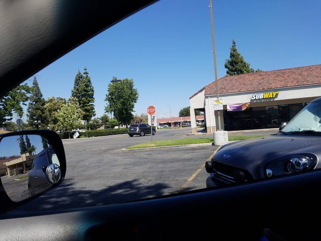 Subway Restaurants | restaurant | 2458 S Grove Ave Suite A, Ontario, CA 91761, USA | 9099470953 OR +1 909-947-0953