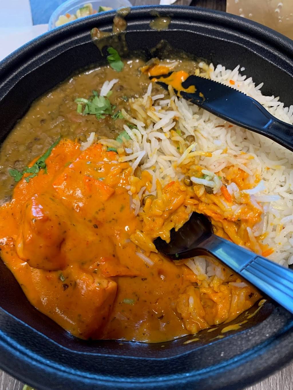 Bollywood Indian Street Food | restaurant | 7059 N Cedar Ave, Fresno, CA 93720, USA | 5594935975 OR +1 559-493-5975