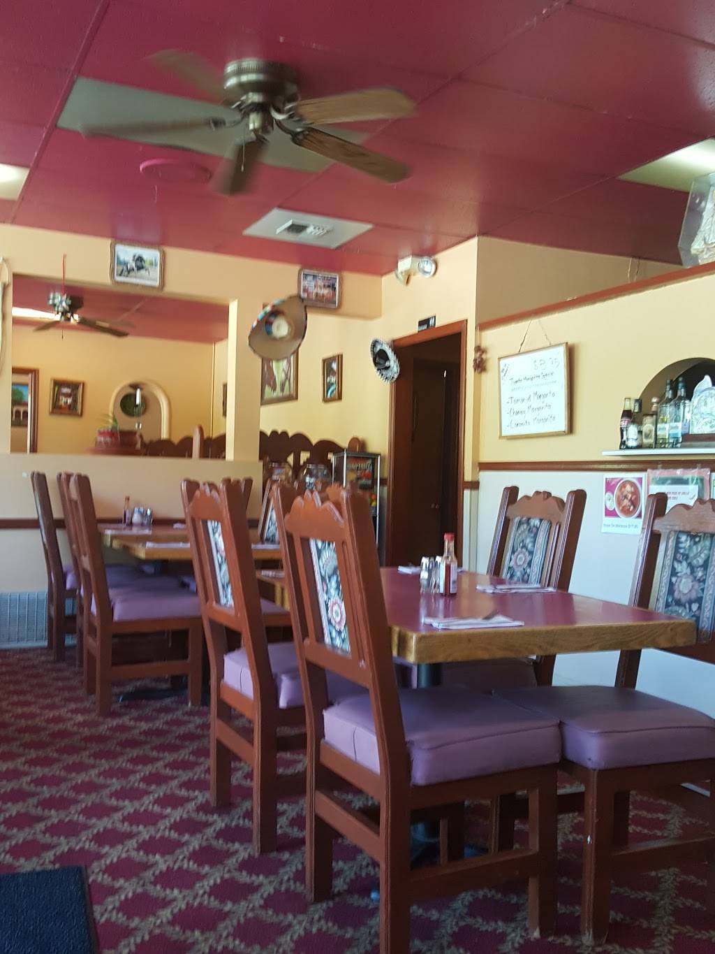 El Caporal Mexican Restaurant | restaurant | 33703 Redmond-Fall City Rd SE, Fall City, WA 98024, USA | 4252227322 OR +1 425-222-7322