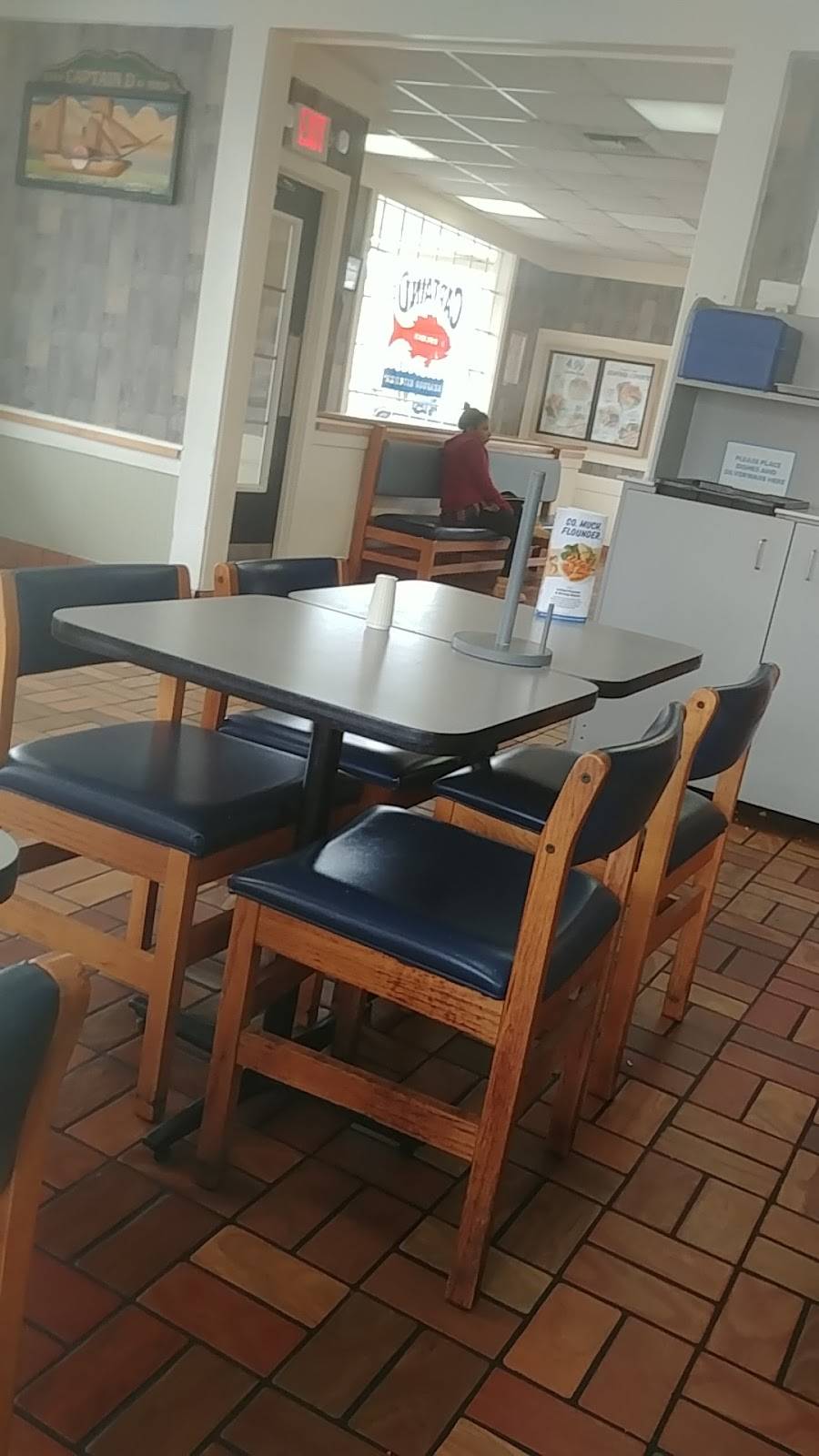 Captain Ds | restaurant | 2032 Montreal Rd, Tucker, GA 30084, USA | 7709383337 OR +1 770-938-3337