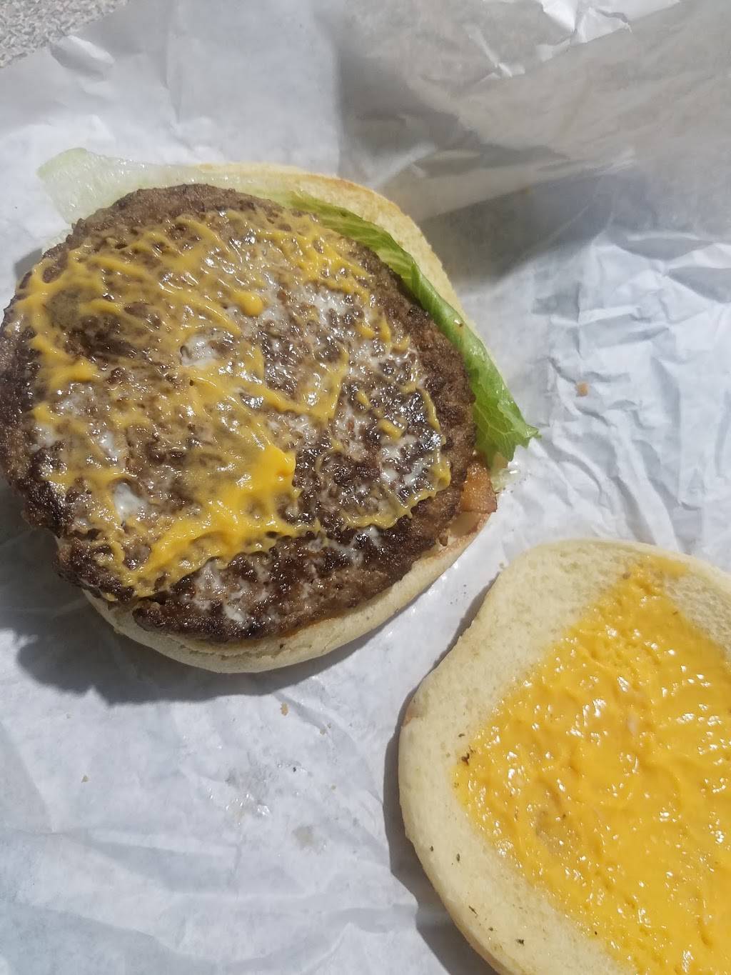 Camiros Philly Steak | restaurant | 3853 Irving Mall, Irving, TX 75062, USA | 9722552703 OR +1 972-255-2703