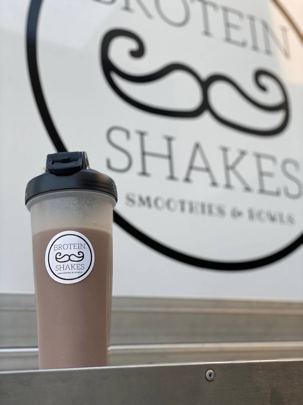 Brotein Shakes | restaurant | 586 S Lake View Dr, Orem, UT 84058, USA | 6026954179 OR +1 602-695-4179