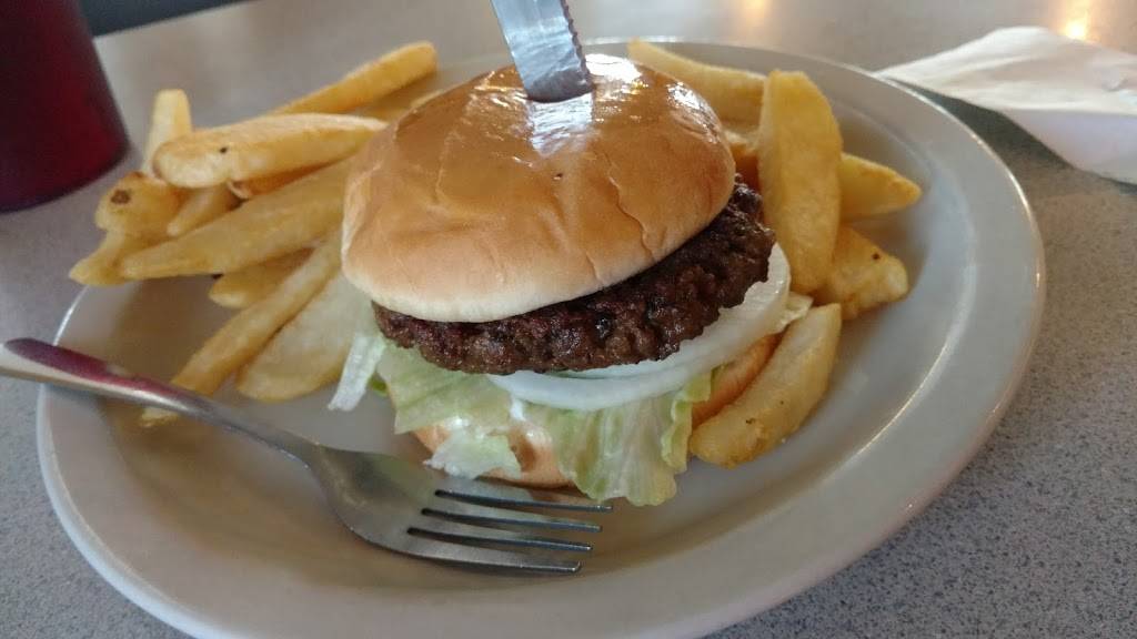 Skips Grill | restaurant | 614 David Crockett Hwy, Winchester, TN 37398, USA | 9319670925 OR +1 931-967-0925