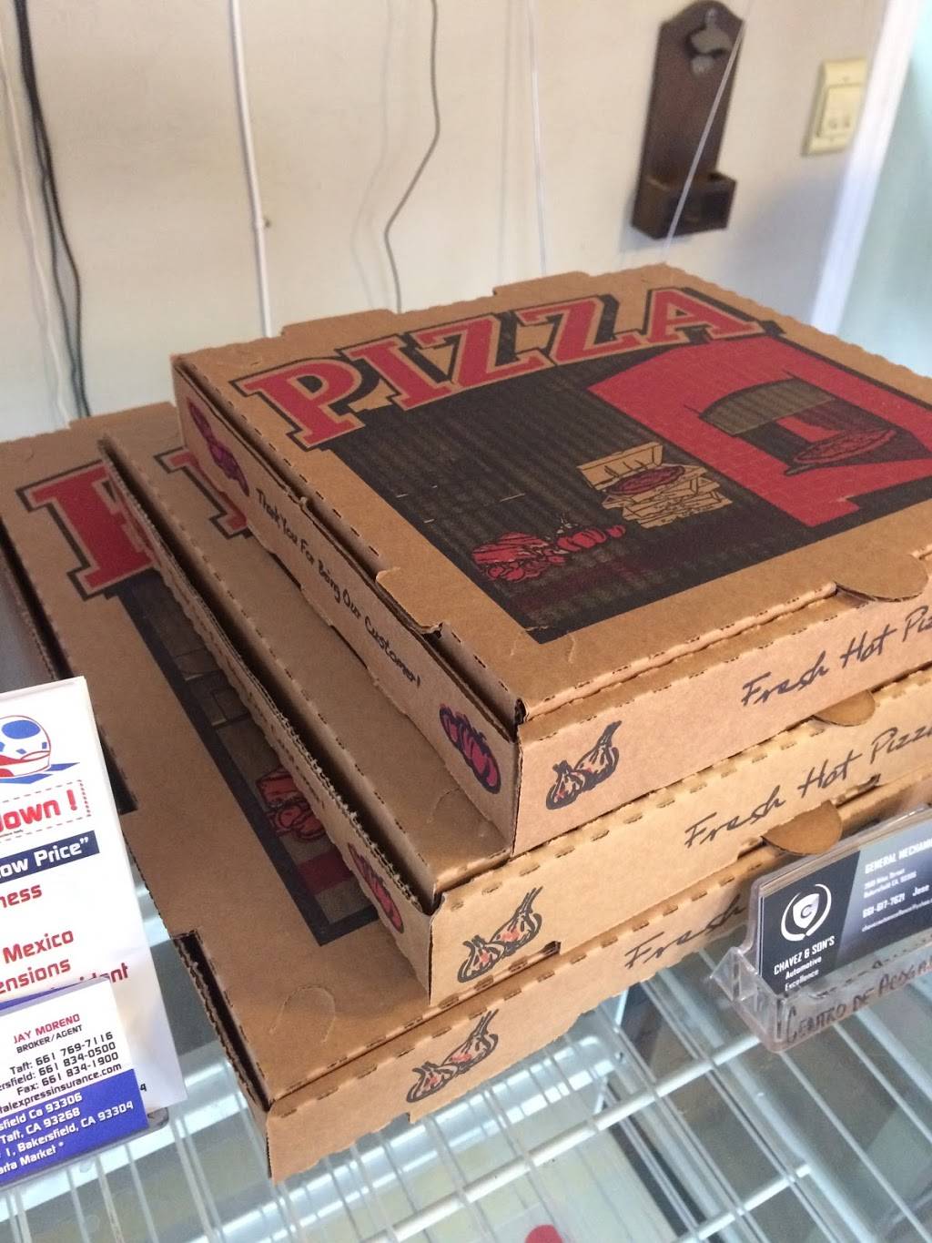 Marios Pizza | restaurant | 2643 Niles St, Bakersfield, CA 93306, USA | 6617420423 OR +1 661-742-0423