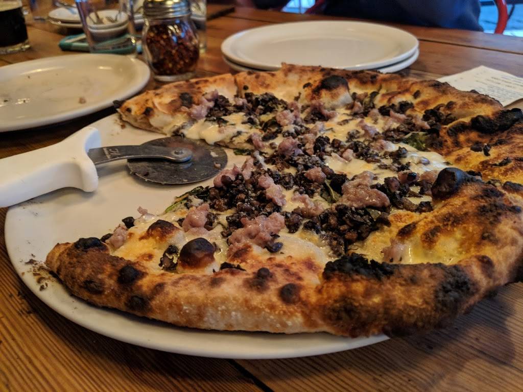 Nomad Pizza | restaurant | 611 S 7th St, Philadelphia, PA 19147, USA | 2152380900 OR +1 215-238-0900