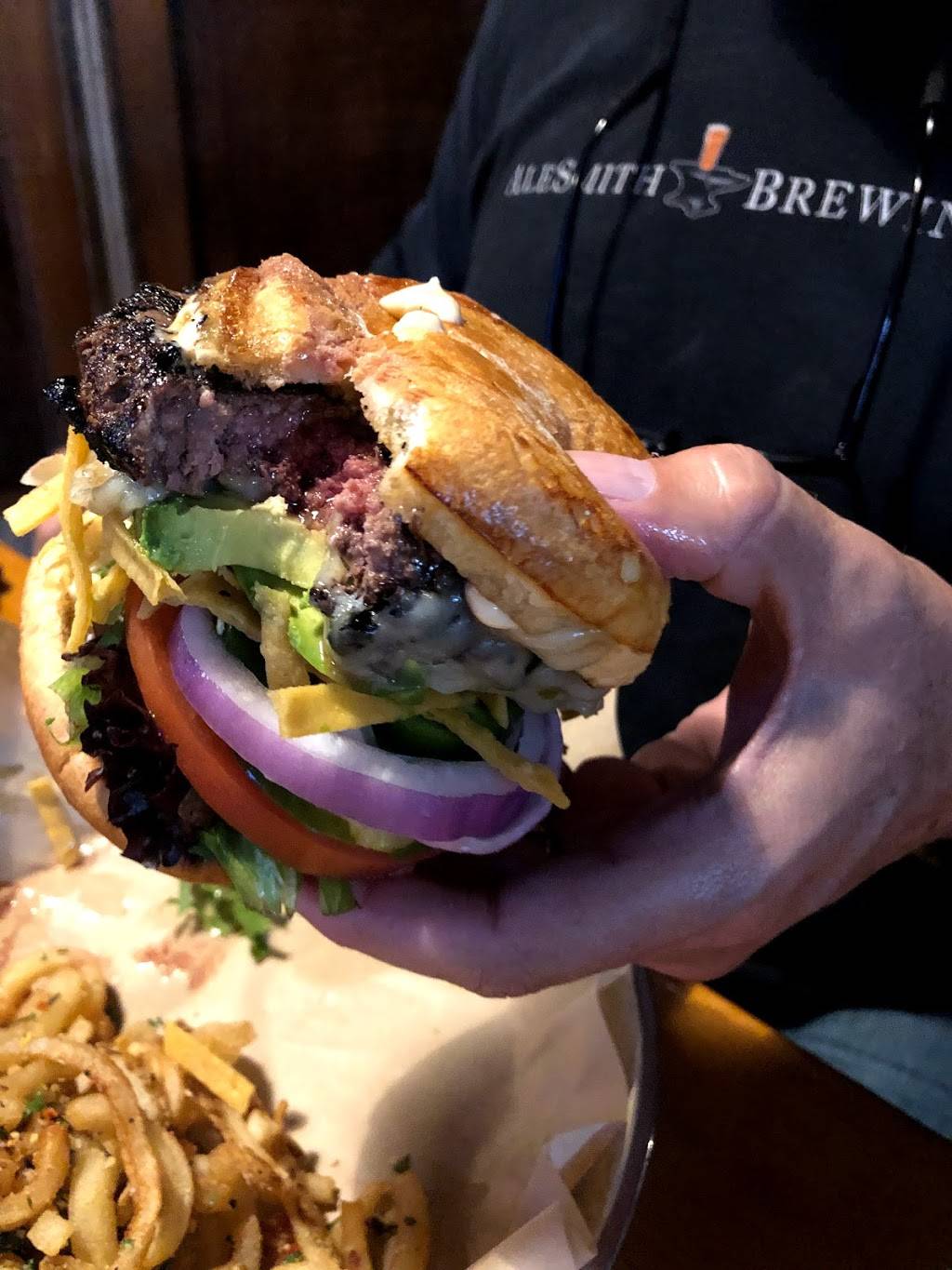 Red Brick Tap and Barrel | restaurant | 109 River St, Alpena, MI 49707, USA | 9893402175 OR +1 989-340-2175