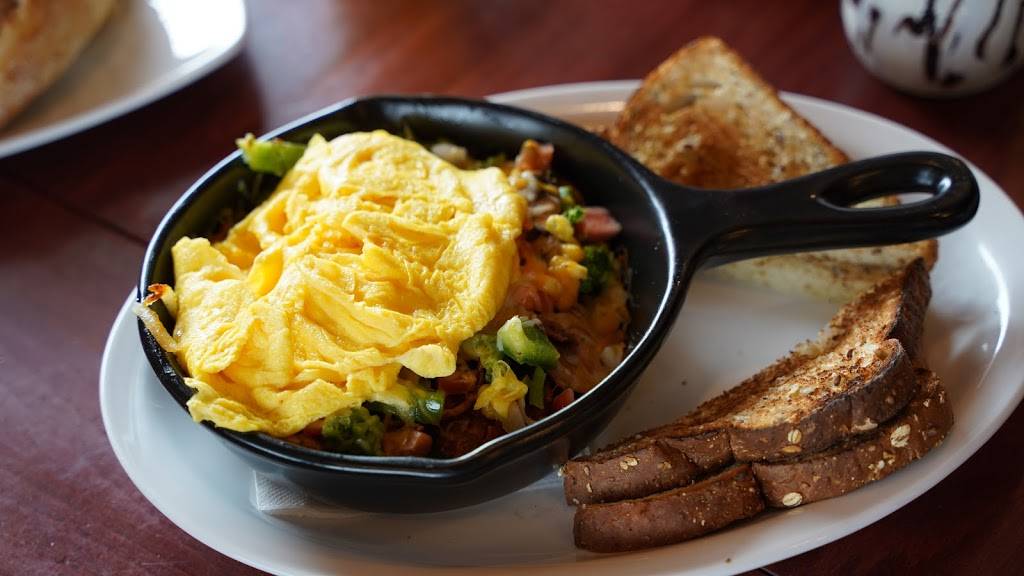 CRAVE - Breakfast, Lunch, Dinner | restaurant | 24020 W 119th St, Plainfield, IL 60585, USA | 8152541565 OR +1 815-254-1565