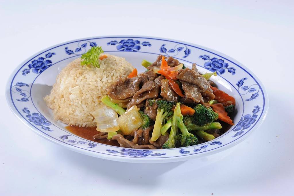 The Food Court (Gyro Express/China Express) | restaurant | 3428 S 42nd St, Omaha, NE 68105, USA | 4029642999 OR +1 402-964-2999