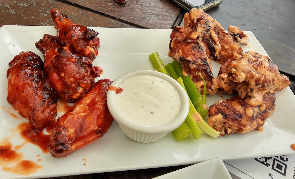 OLydias Bar and Grill | restaurant | 338 S 1st St, Milwaukee, WI 53204, USA | 4142717546 OR +1 414-271-7546