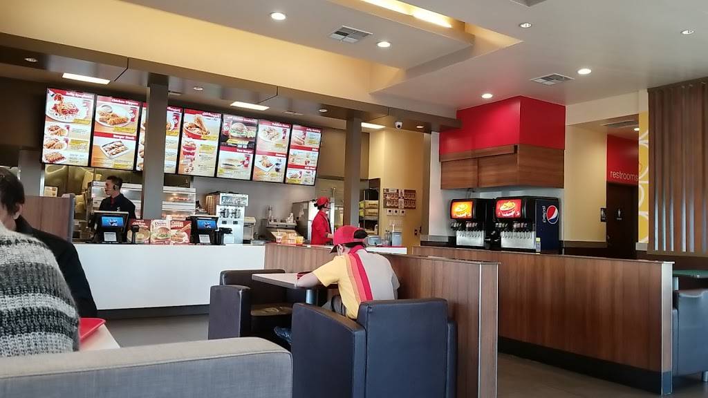 Jollibee Restaurant | restaurant | 1561 E Amar Rd, West Covina, CA 91792, USA | 6268108319 OR +1 626-810-8319