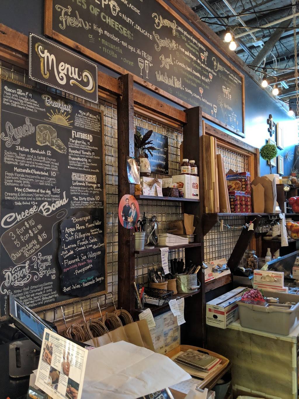 La Femme du Fromage | restaurant | 3201 Corrine Dr #106, Orlando, FL 32803, USA | 4075719947 OR +1 407-571-9947