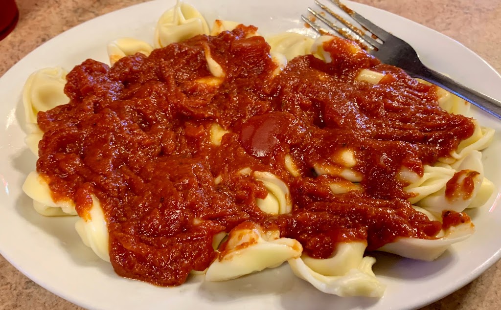 Oles Pizza & Spaghetti House | restaurant | 927 Coffeen Ave, Sheridan, WY 82801, USA | 3076723636 OR +1 307-672-3636