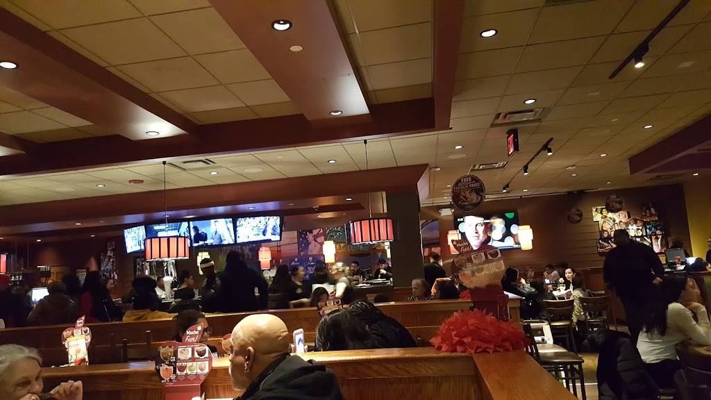 Applebees Grill + Bar | restaurant | 815 Hutchinson River Pkwy, Bronx, NY 10465, USA | 7188285379 OR +1 718-828-5379