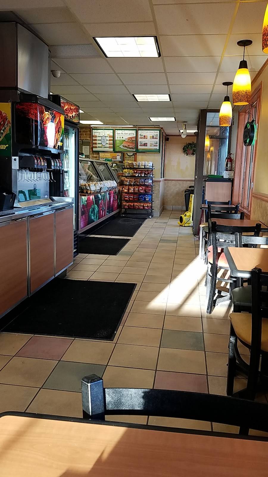 Subway | restaurant | 625 N Williams St, Mancelona, MI 49659, USA | 2315875110 OR +1 231-587-5110