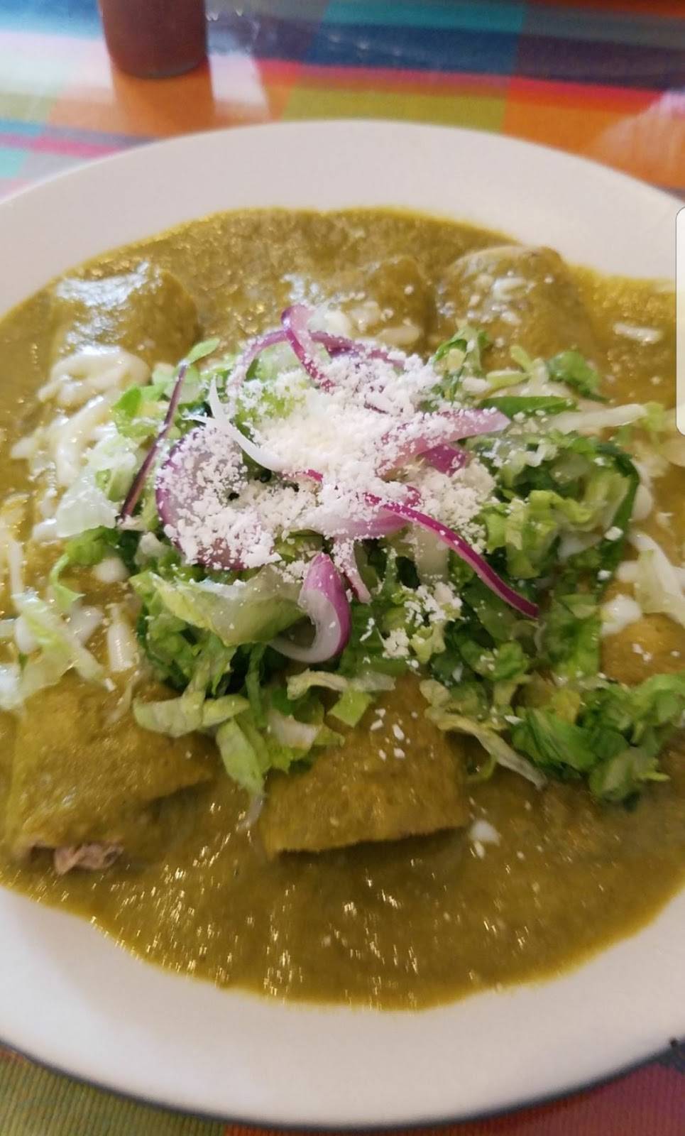 Quemoles Tamales y antojitos La Tia | restaurant | 4619 East Cesar E Chavez Avenue, Los Angeles, CA 90022, USA | 3232637842 OR +1 323-263-7842