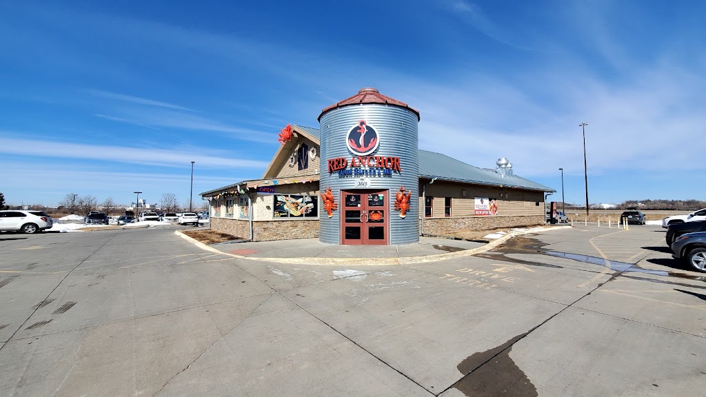 Red Anchor Seafood | restaurant | 3515 Metro Dr, Council Bluffs, IA 51501, USA | 7127964198 OR +1 712-796-4198