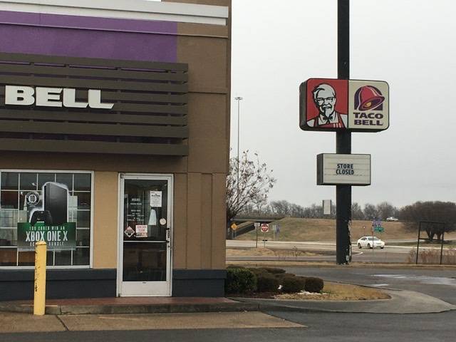 Taco Bell | meal takeaway | 900 Martin Luther King Jr Dr, West Memphis, AR 72301, USA | 8707358156 OR +1 870-735-8156