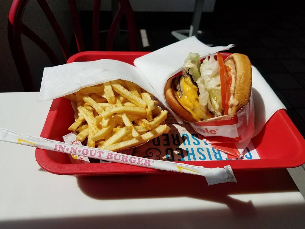 In-N-Out Burger | restaurant | 2011 Bronze Star Dr, Woodland, CA 95776, USA | 8007861000 OR +1 800-786-1000