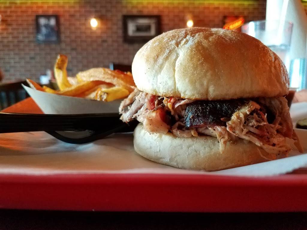 Black Hog Barbecue Urbana | restaurant | 3323 Worthington Blvd, Ijamsville, MD 21754, USA | 2406990070 OR +1 240-699-0070