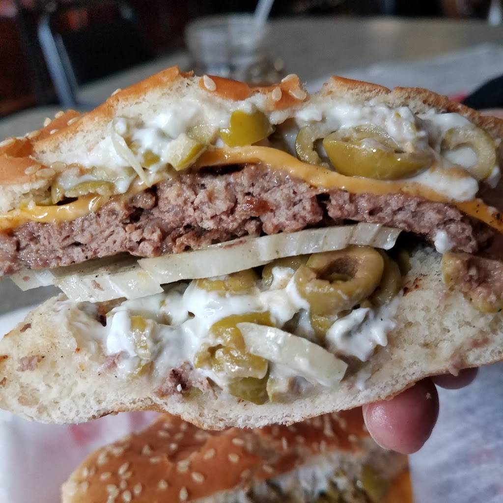 Bernies Main St Tavern | restaurant | 112 E Main St, Homer, MI 49245, USA | 5175684221 OR +1 517-568-4221