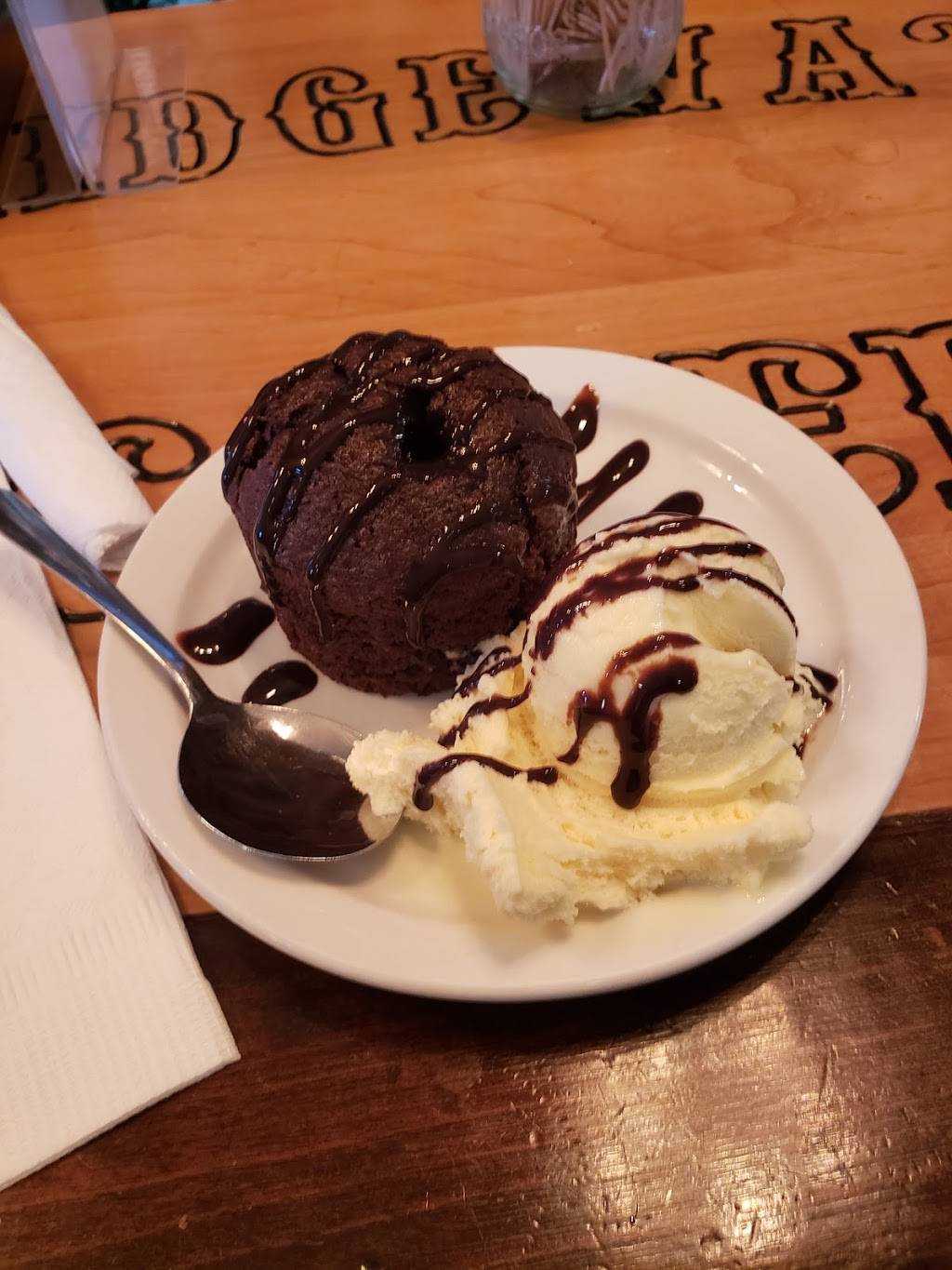 Bridgewater Bank Tavern | restaurant | 8452 Boettner Rd, Saline, MI 48176, USA | 7344295875 OR +1 734-429-5875