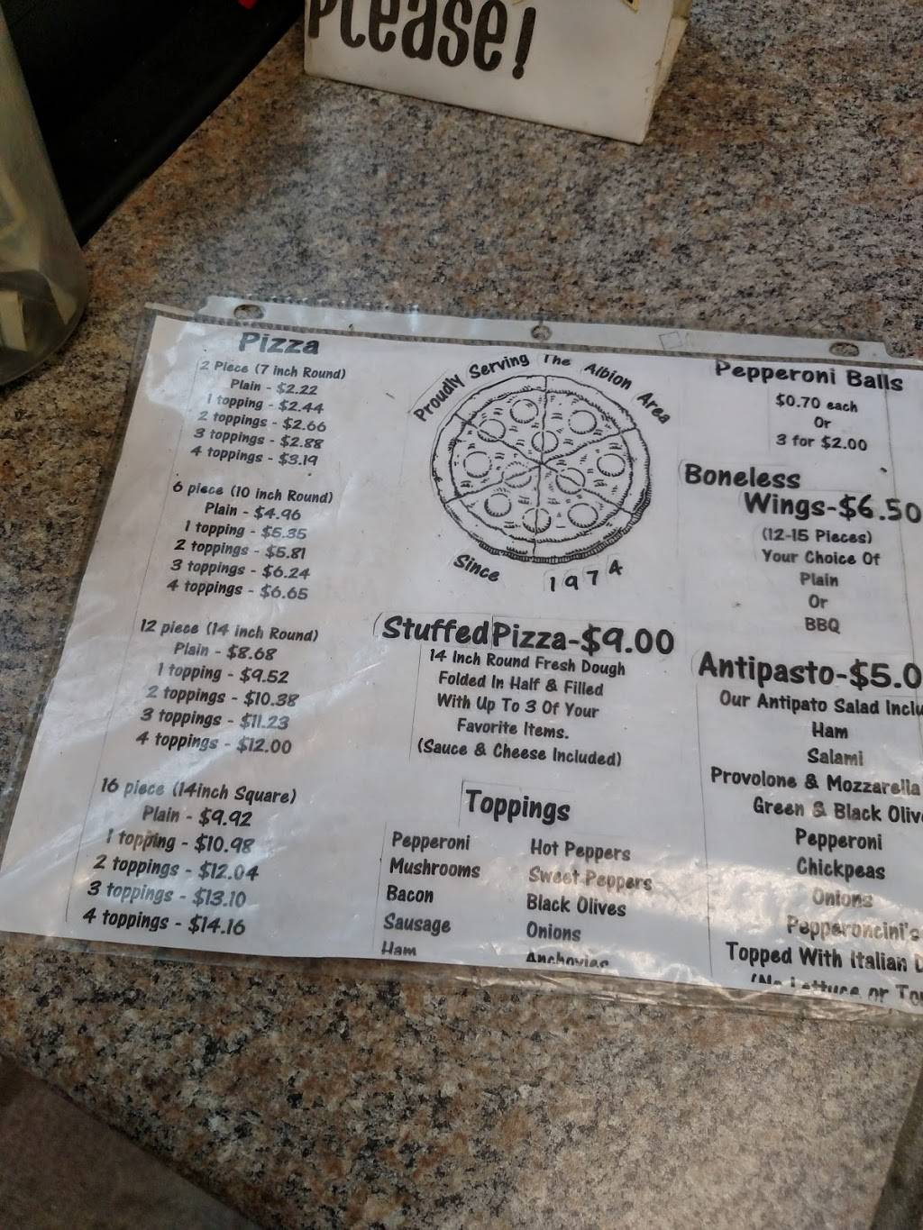 Reeds Pizza & Subs | restaurant | 2 E State St, Albion, PA 16401, USA | 8148590294 OR +1 814-859-0294