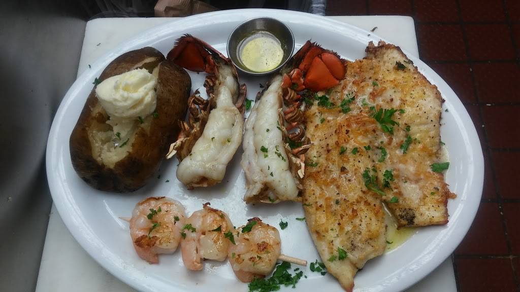 Ruby Tuesday | restaurant | 1317 W Main St, Lebanon, TN 37087, USA | 6154530577 OR +1 615-453-0577