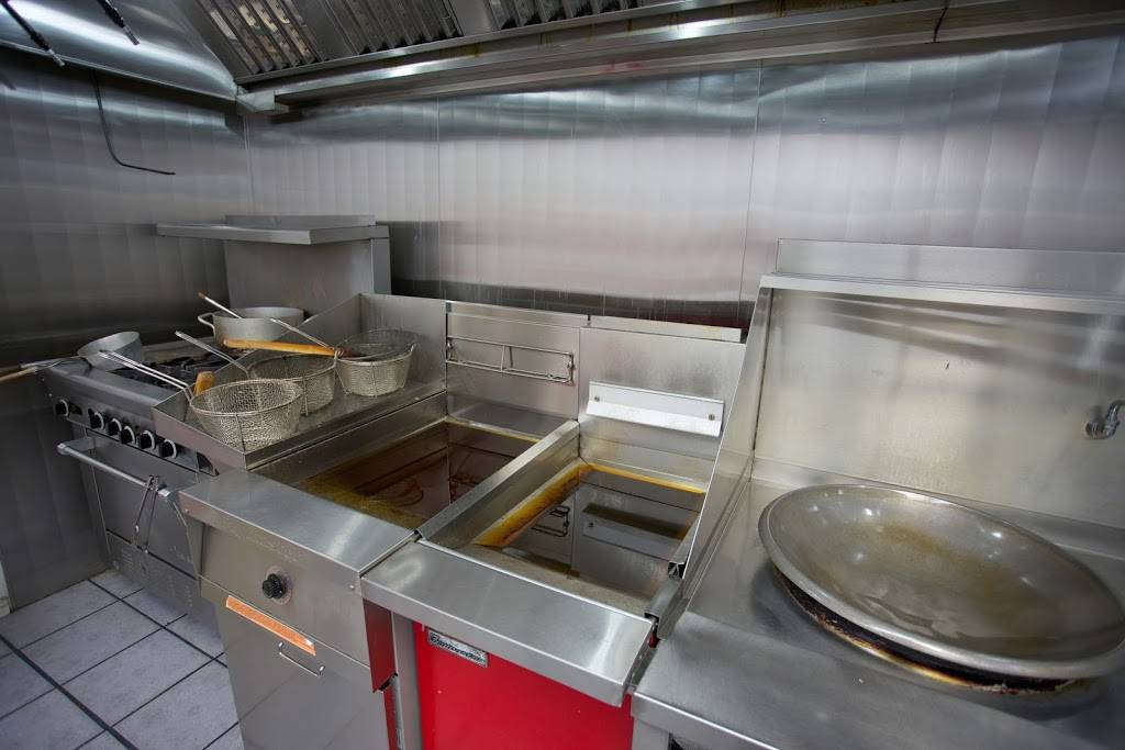 Charlie Chan | restaurant | 3615 Innes Rd, Orléans, ON K1C 1T1, Canada | 6138413847 OR +1 613-841-3847