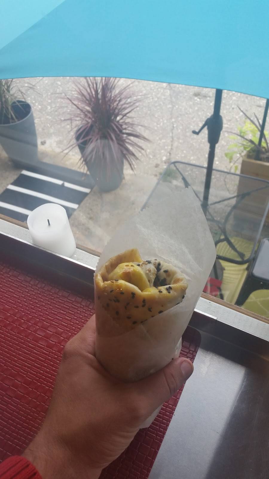 Chi Food Bistro | restaurant | 2 Oakland Ave, Warwick, NY 10990, USA | 8453248956 OR +1 845-324-8956