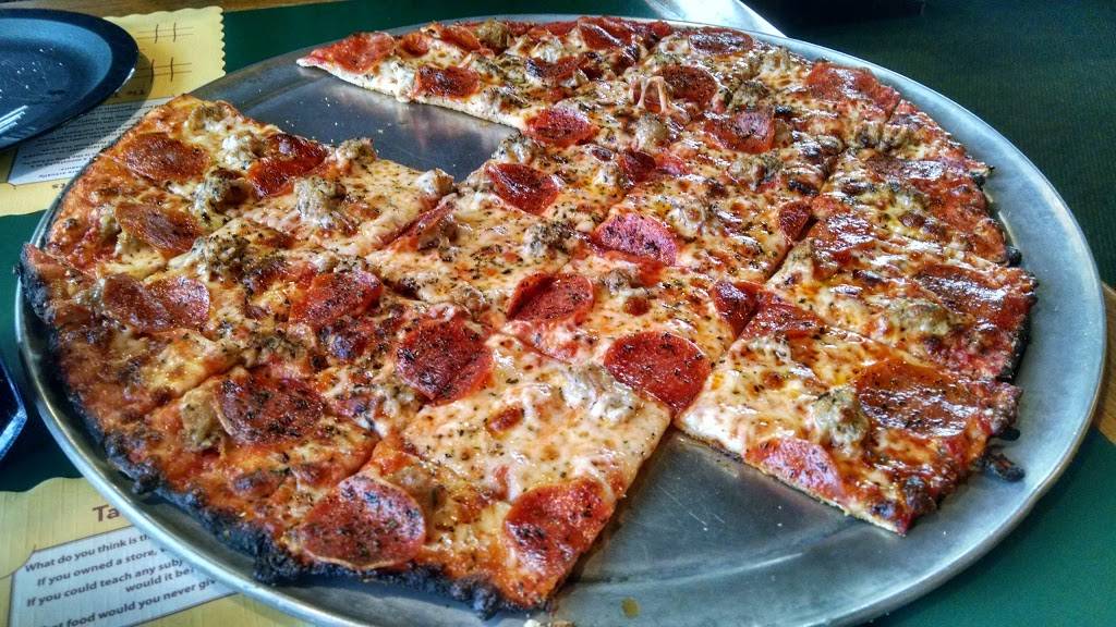 Monicals Pizza | restaurant | 199 Southcreek Dr, Manteno, IL 60950, USA | 8154687409 OR +1 815-468-7409