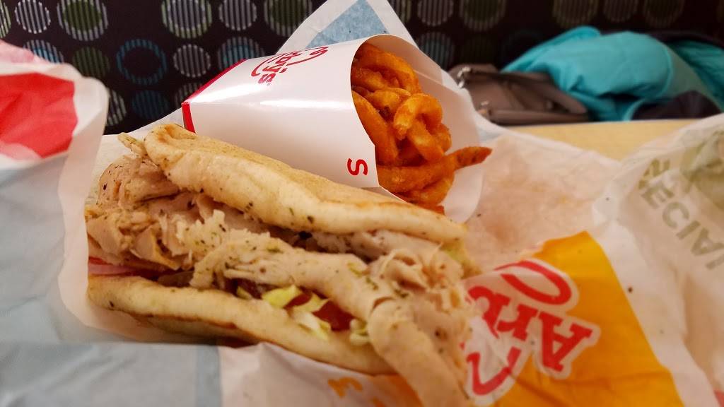 Arbys | restaurant | 2016 S Germantown Pkwy, Germantown, TN 38138, USA | 9017562844 OR +1 901-756-2844