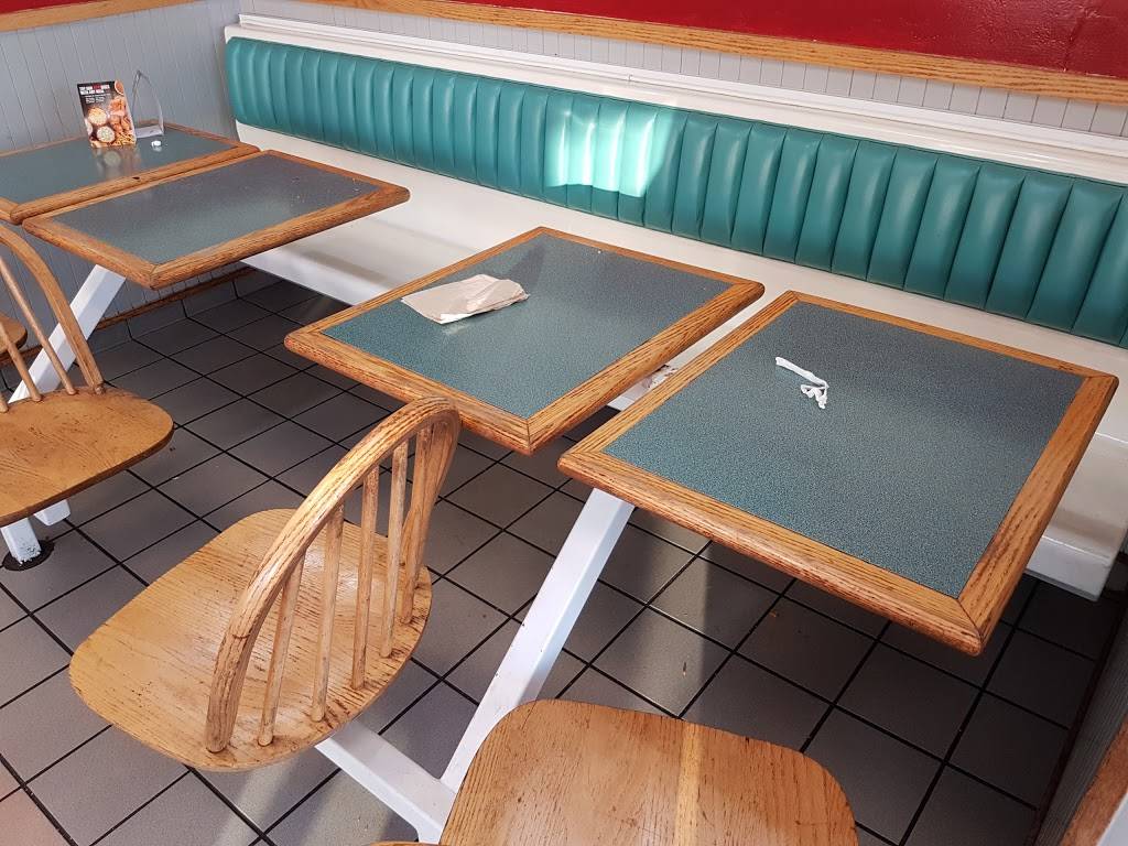 KFC | meal delivery | 27 Dalhousie St, Brantford, ON N3T 2H6, Canada | 5197534623 OR +1 519-753-4623