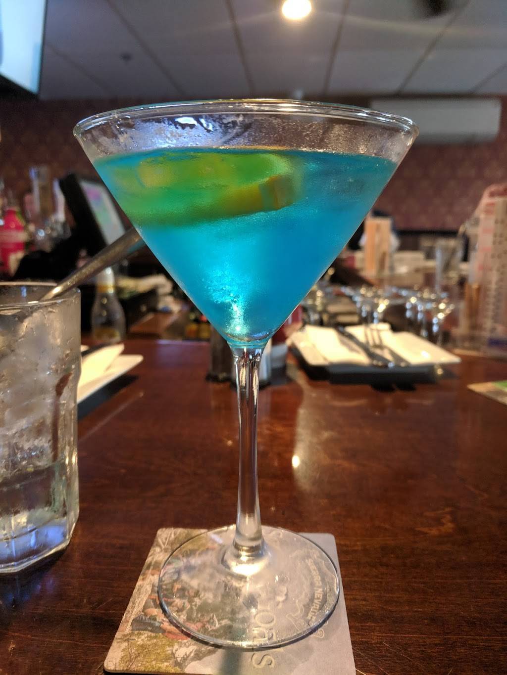 Lyonville Tavern and Restaurant | restaurant | 315 Plymouth St, Halifax, MA 02338, USA | 7817540001 OR +1 781-754-0001