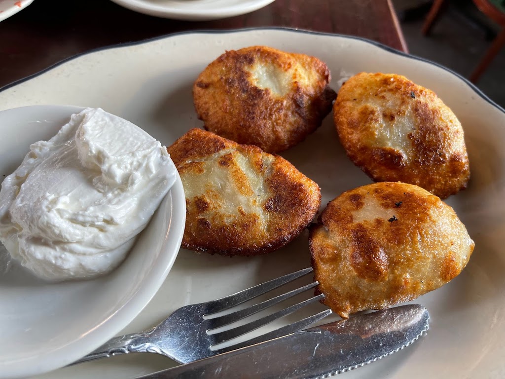 B&H Dairy | restaurant | 127 2nd Ave, New York, NY 10003, USA | 2125058065 OR +1 212-505-8065