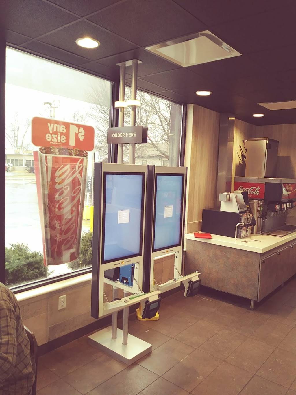 McDonalds | cafe | 561 S Main St, Churubusco, IN 46723, USA | 2606931657 OR +1 260-693-1657