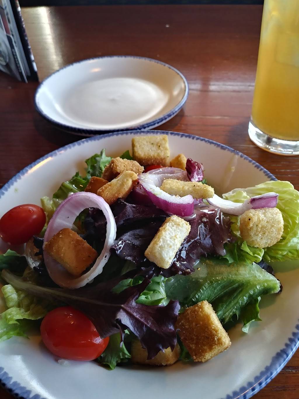 Red Lobster | restaurant | 2040 Aborn Rd, San Jose, CA 95121, USA | 4082742400 OR +1 408-274-2400