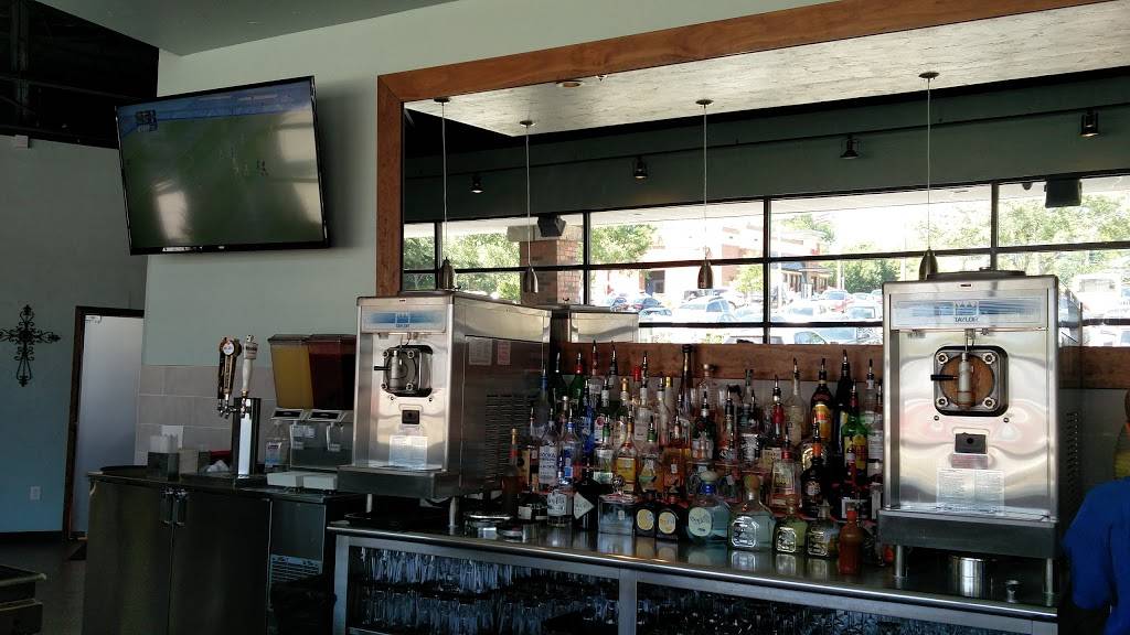 Mi Camino Restaurante | restaurant | 3830 W Northwest Hwy #300, Dallas, TX 75220, USA | 2148880055 OR +1 214-888-0055