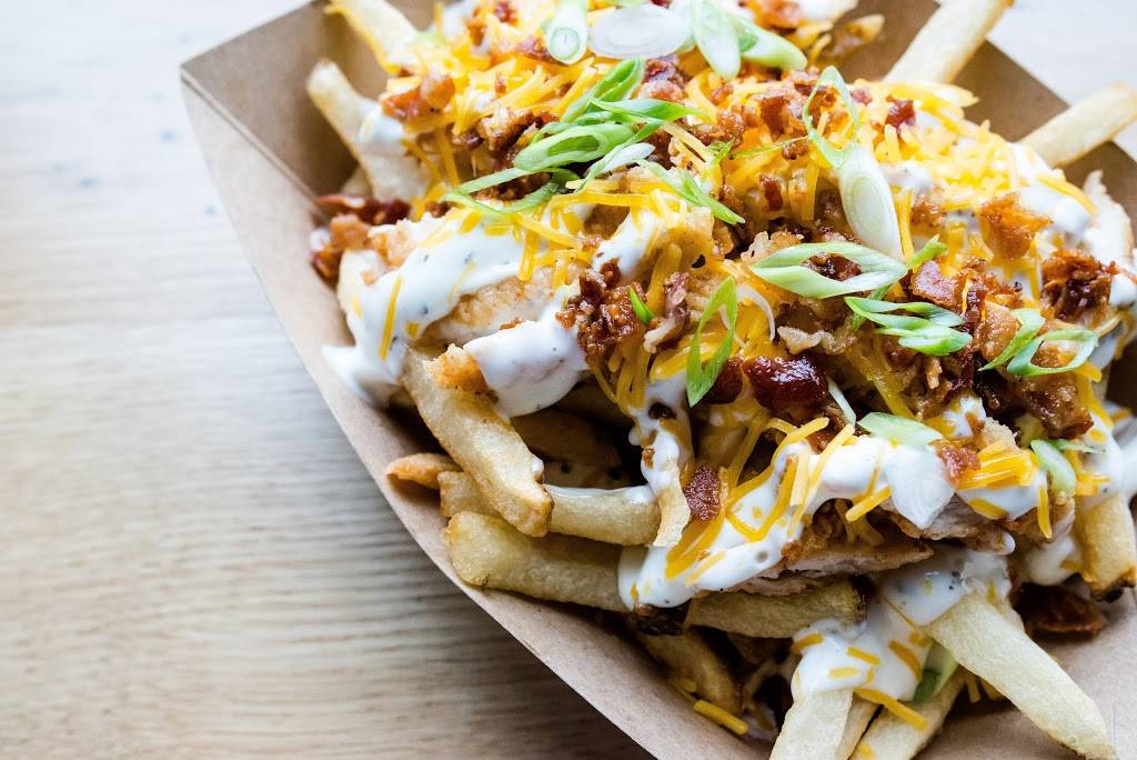 The Local Fry | restaurant | 711 W 40th St, Baltimore, MD 21211, USA | 6672102633 OR +1 667-210-2633