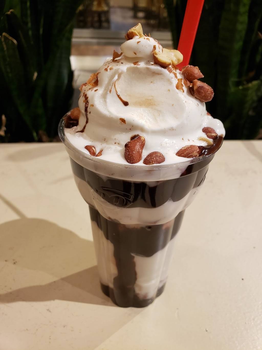 Dairy Queen | restaurant | 3111 W Chandler Blvd Suite Ff-212, Chandler, AZ 85226, USA | 4808212664 OR +1 480-821-2664