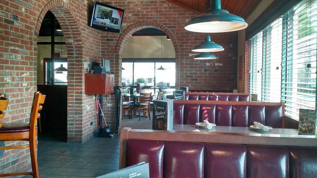 OCharley’s Restaurant & Bar | restaurant | 8140 S Tryon St, Charlotte, NC 28273, USA | 7045882737 OR +1 704-588-2737