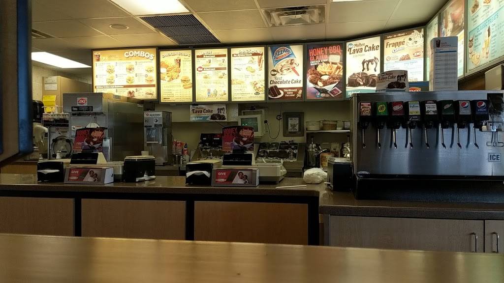 Dairy Queen Grill & Chill | restaurant | 1600 15th Ave, Union Grove, WI 53182, USA | 2628783930 OR +1 262-878-3930