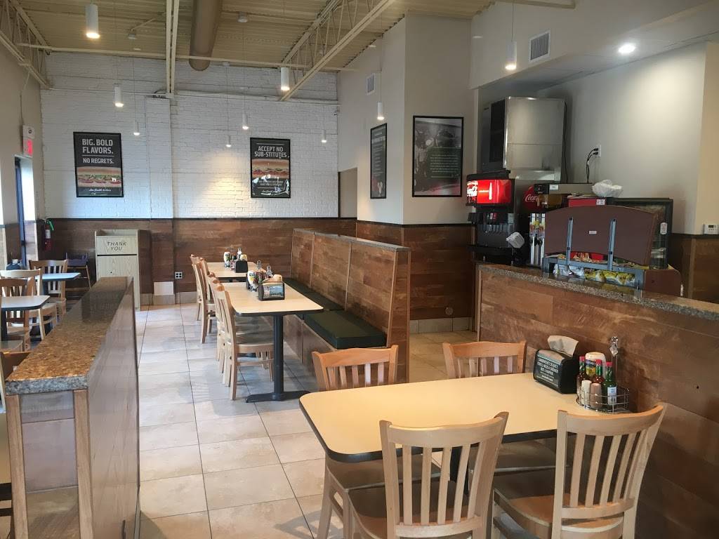 Jon Smith Subs | restaurant | 2812 Horne St Suite 100, Fort Worth, TX 76107, USA | 8175428383 OR +1 817-542-8383