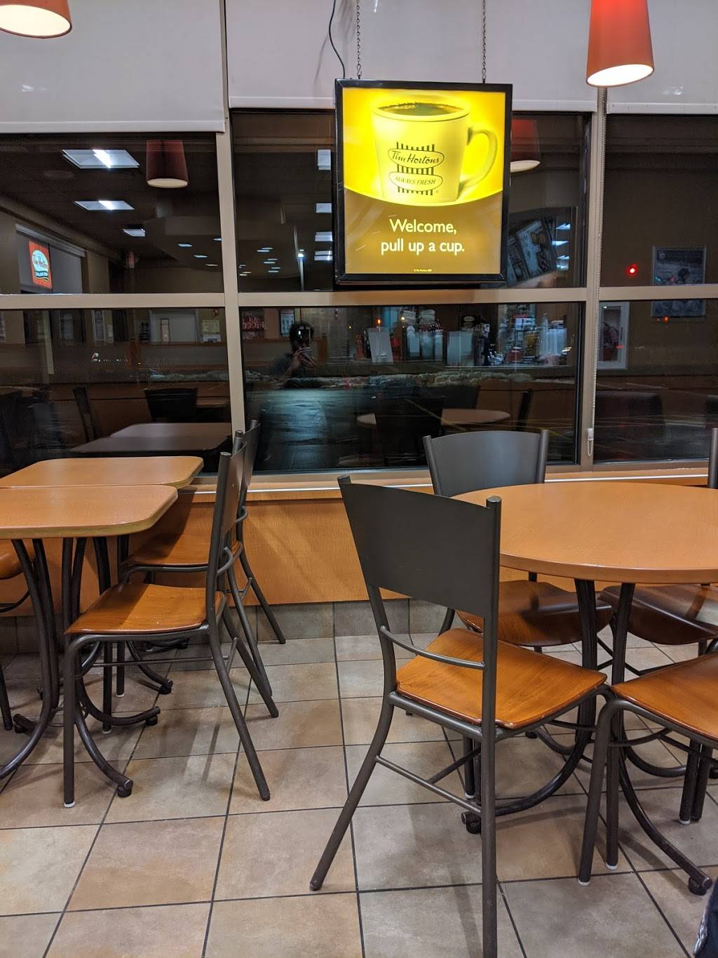 Tim Hortons | restaurant | 1950 Sweet Home Rd, Amherst, NY 14228, USA | 7166890187 OR +1 716-689-0187